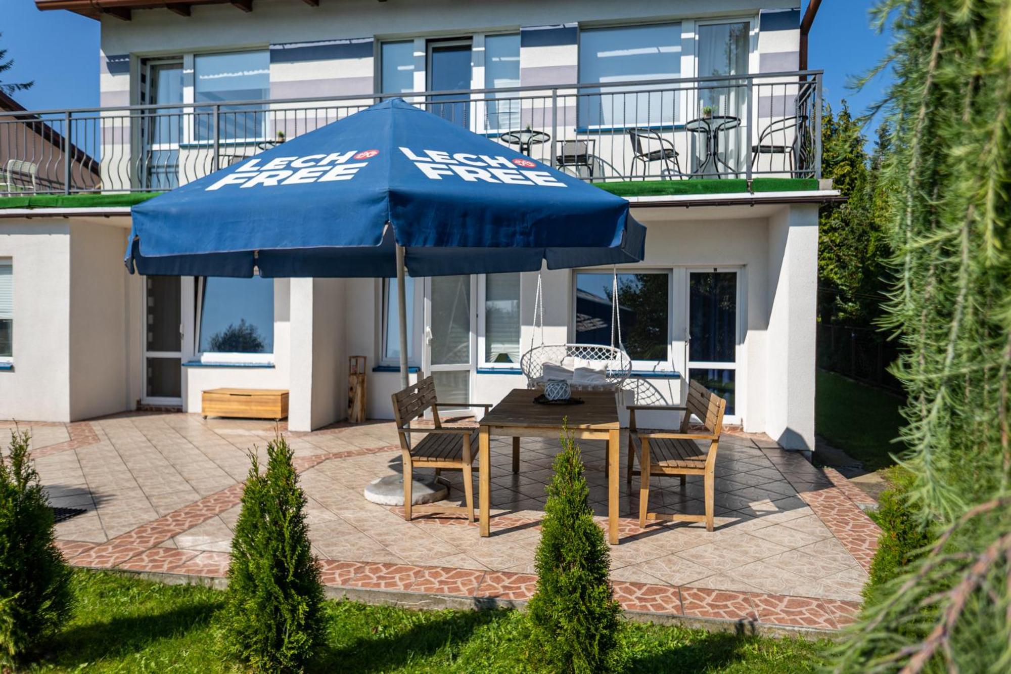 Avista Mielno Hotell Unieście Eksteriør bilde